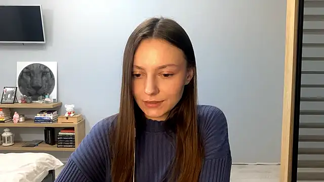 Snapshot of SoulHiperAgne_ chatting on 12-13-25, 07:53 SoulHiperAgne online show from 12-13-25, 07:53