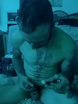 Snapshot of Mrluckstick chatting on 11-18-25, 02:06 Mrluckstick online show from 11-18-25, 02:06