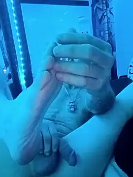 Snapshot of Mrluckstick chatting on 11-29-25, 09:45 Mrluckstick online show from 11-29-25, 09:45