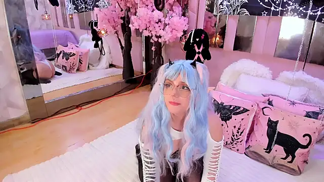 BizzyNoar online show from 12-19-25, 05:58