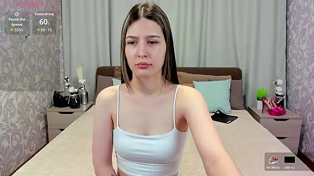 Snapshot of AmelliaClark chatting on 11-14-25, 02:10 AmelliaClark online show from 11-14-25, 02:10