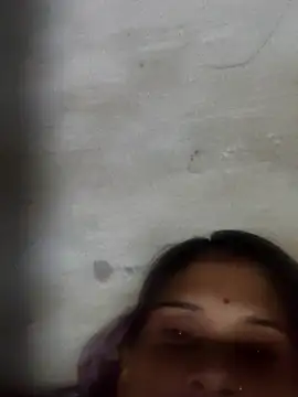 Snapshot of Love_bhabi chatting on 09-16-25, 04:30 Love bhabi online show from 09-16-25, 04:30