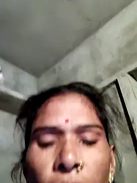 Snapshot of Love_bhabi chatting on 12-02-25, 10:38 Love bhabi online show from 12-02-25, 10:38