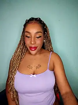 Queen Amara online show from 10-13-25, 02:55