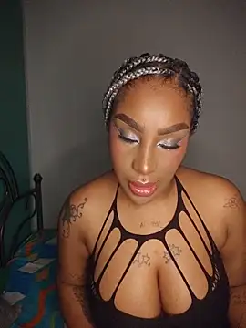 Queen Amara online show from 06-06-26, 04:17