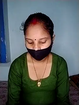 Komal-Rajput online show from 10-31-25, 06:14