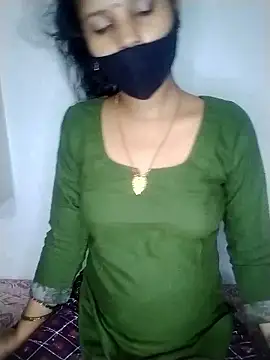 Komal-Rajput online show from 10-31-25, 06:20