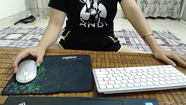 Snapshot of Ami_8x chatting on 09-21-25, 01:24 Ami 8x online show from 09-21-25, 01:24