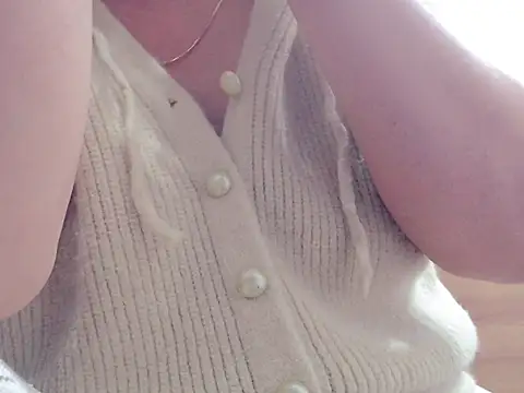 Snapshot of Ami_8x chatting on 03-13-26, 10:11 Ami 8x online show from 03-13-26, 10:11