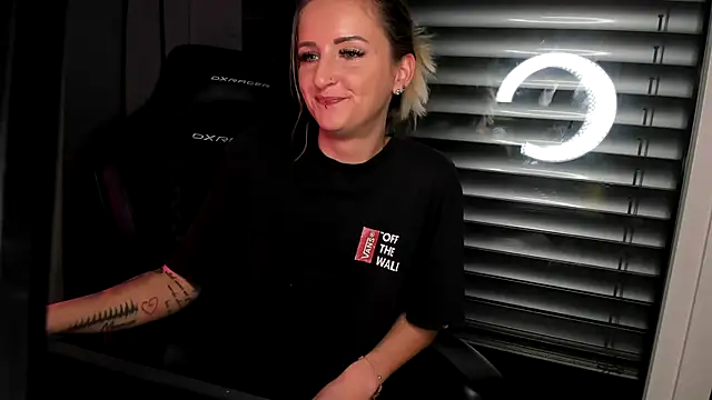 Lyra XX online show from 03-02-26, 09:10