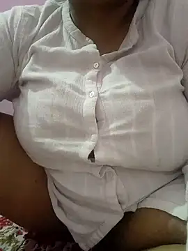 Snapshot of bitch-horny chatting on 09-24-25, 03:04 bitch-horny online show from 09-24-25, 03:04