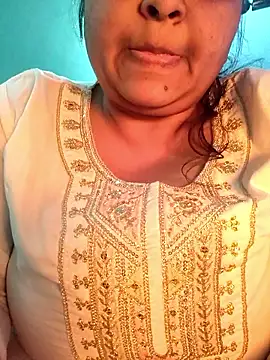 bitch-horny online show from 01-14-26, 05:35