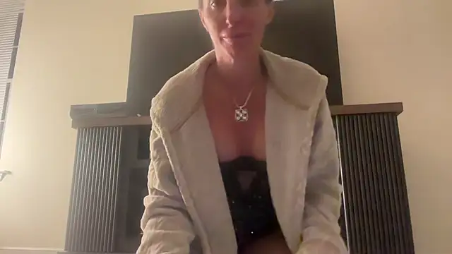 NurseStephania online show from 09-27-25, 05:45