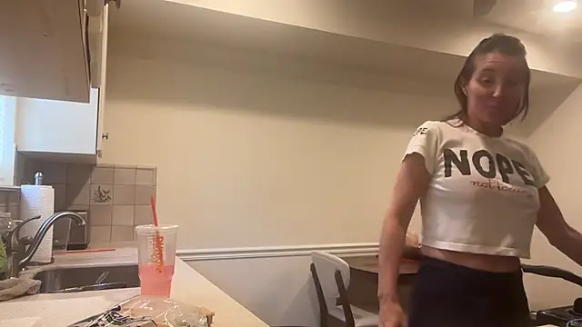 NurseStephania online show from 10-06-25, 01:41