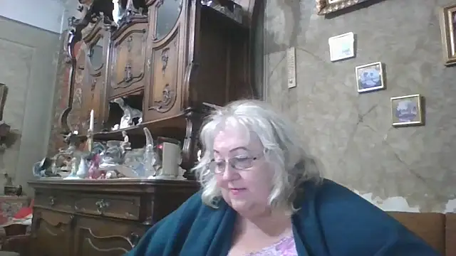 Snapshot of Lala-Love56 chatting on 09-16-25, 06:53 Lala-Love56 online show from 09-16-25, 06:53