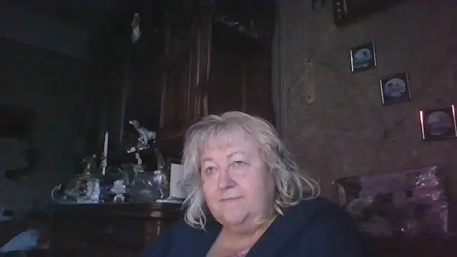 Snapshot of Lala-Love56 chatting on 10-06-25, 05:27 Lala-Love56 online show from 10-06-25, 05:27