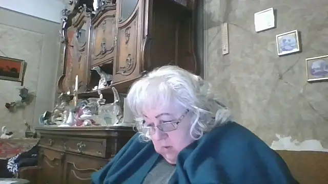 Snapshot of Lala-Love56 chatting on 10-11-25, 05:00 Lala-Love56 online show from 10-11-25, 05:00