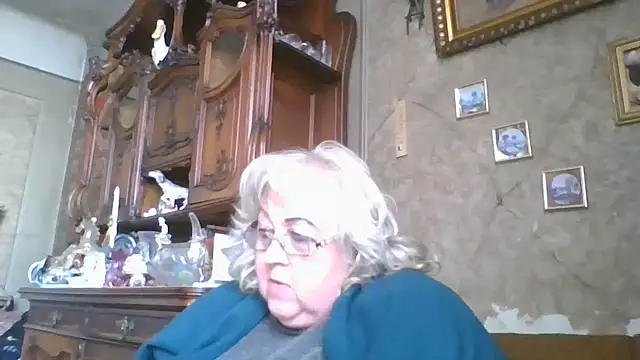 Snapshot of Lala-Love56 chatting on 10-13-25, 10:26 Lala-Love56 online show from 10-13-25, 10:26