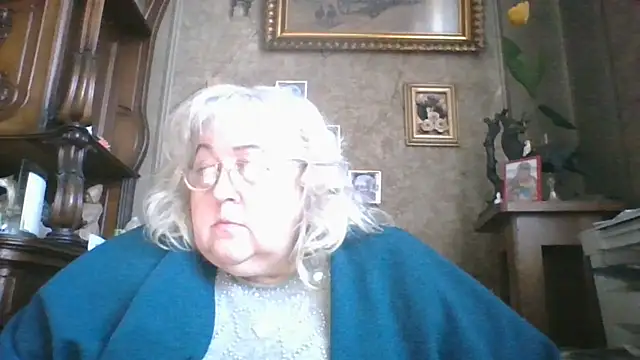 Snapshot of Lala-Love56 chatting on 11-13-25, 08:35 Lala-Love56 online show from 11-13-25, 08:35