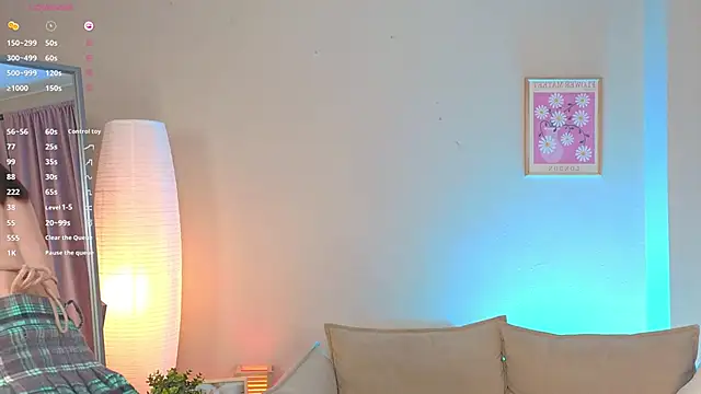 Snapshot of OliviaKis_ chatting on 11-22-25, 07:18 OliviaKis online show from 11-22-25, 07:18