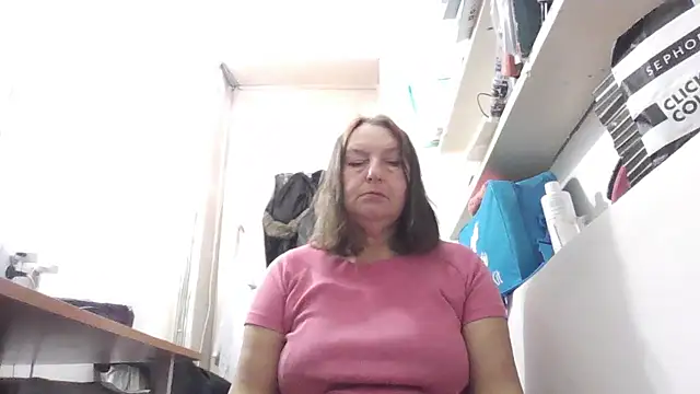 AnnaLive570 online show from 12-18-25, 05:24