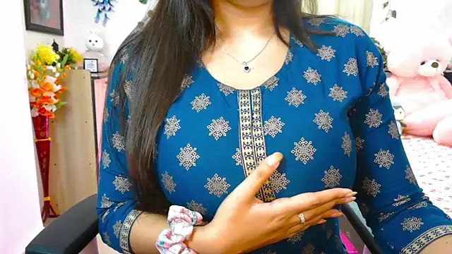 WildDimpi 0 online show from 04-08-26, 10:37