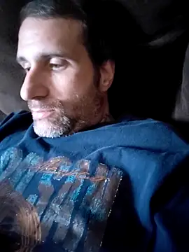 Snapshot of Gain2in1 chatting on 12-16-25, 04:01 Gain2in1 online show from 12-16-25, 04:01