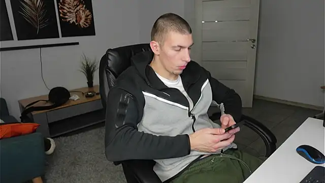 Ryan Dozer online show from 01-06-26, 07:12