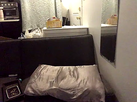 littyleesh1 online show from 11-13-25, 10:41