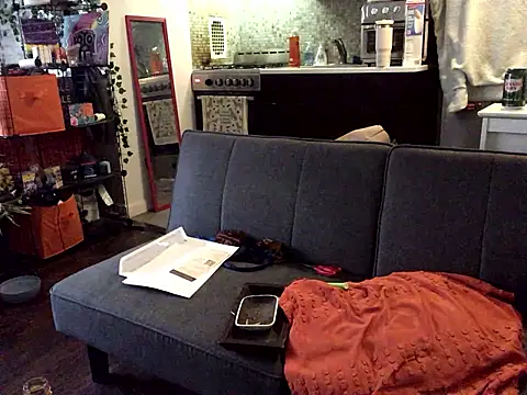 littyleesh1 online show from 01-05-26, 07:28