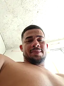 Snapshot of yeffito1 chatting on 09-20-25, 04:08 yeffito1 online show from 09-20-25, 04:08