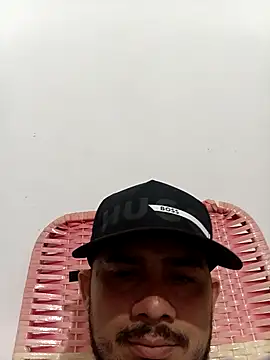 Snapshot of yeffito1 chatting on 03-15-26, 03:34 yeffito1 online show from 03-15-26, 03:34