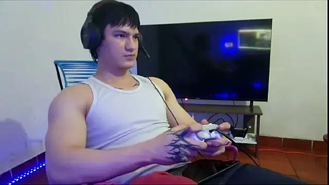 ErickWalton online show from 10-25-25, 04:31