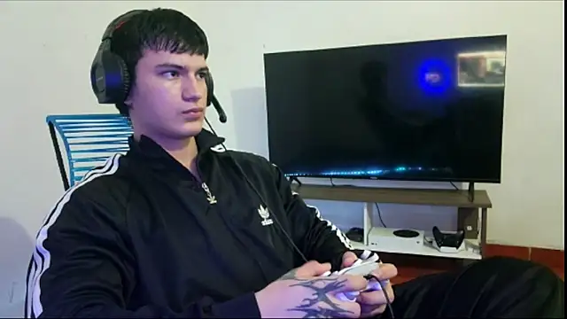 ErickWalton online show from 11-05-25, 05:29