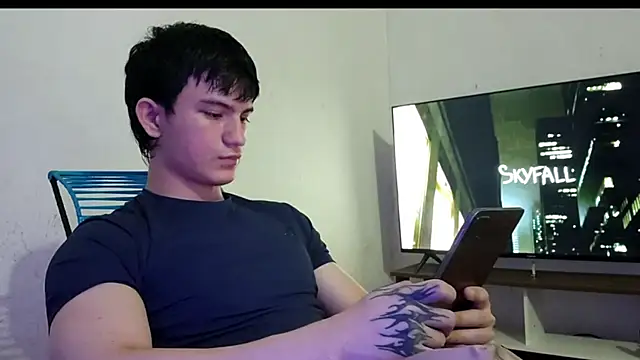 ErickWalton online show from 11-30-25, 05:22