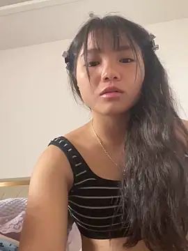 Emlyly-18 online show from 09-14-25, 02:54