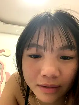 Emlyly-18 online show from 09-16-25, 02:56