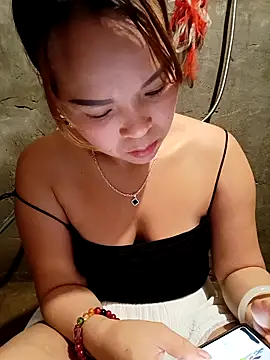 Snapshot of keobong-00 chatting on 11-09-25, 07:45 keobong-00 online show from 11-09-25, 07:45