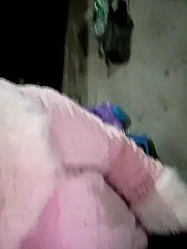 Snapshot of keobong-00 chatting on 11-25-25, 01:33 keobong-00 online show from 11-25-25, 01:33