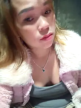 Snapshot of keobong-00 chatting on 11-27-25, 12:29 keobong-00 online show from 11-27-25, 12:29