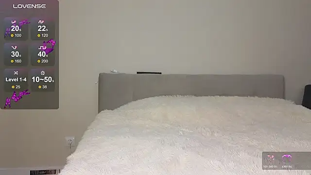 Snapshot of Annabel_theMoon chatting on 02-10-26, 03:43 Annabel theMoon online show from 02-10-26, 03:43