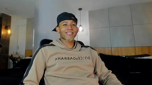 B Wild online show from 06-04-26, 03:23
