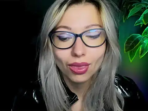 loveHeidi online show from 09-23-25, 06:38