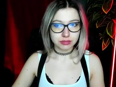 Snapshot of loveHeidi chatting on 02-23-26, 05:16 loveHeidi online show from 02-23-26, 05:16