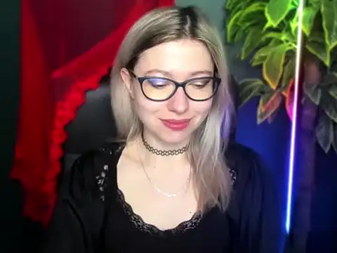 loveHeidi online show from 03-24-26, 05:34