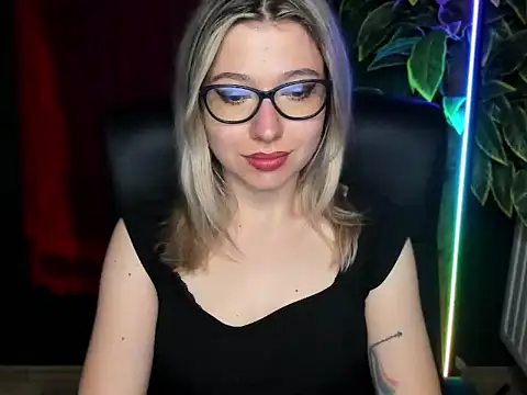 loveHeidi online show from 06-09-26, 04:57