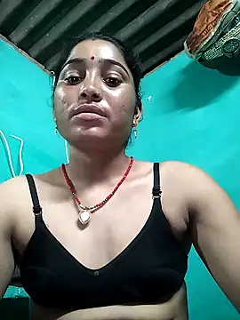 Hot cupal online show from 10-04-25, 08:23