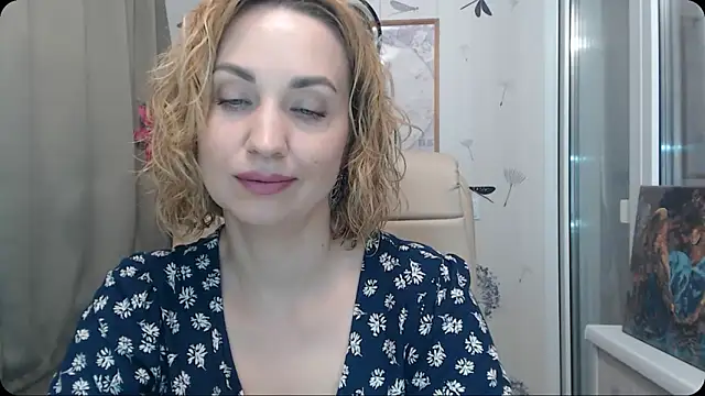 KatrinAlluring online show from 10-31-25, 04:24