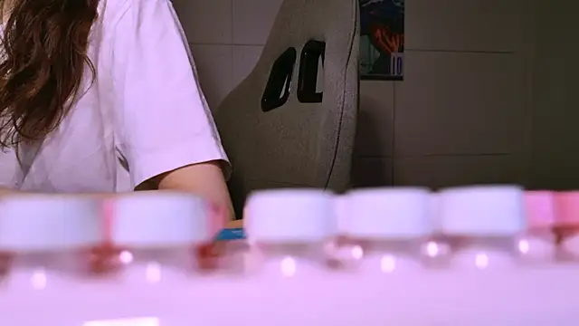 Yoka paradoXXX online show from 12-04-25, 05:17