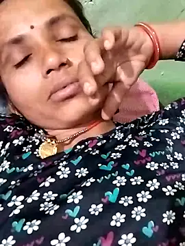 KIRTI12 HOT online show from 10-31-25, 05:03